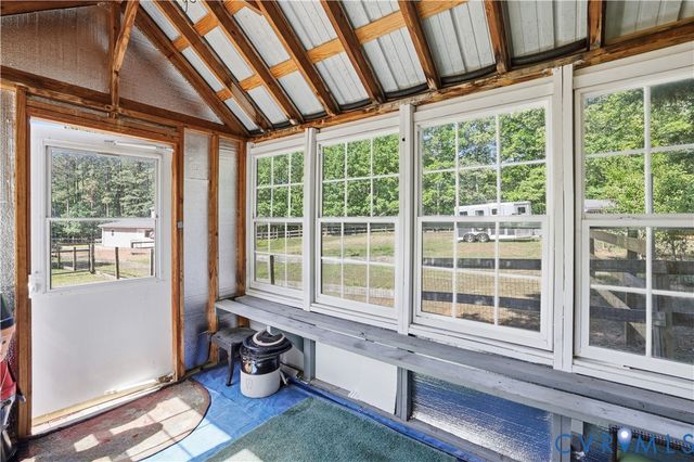 4005 W Chapel Dr, Goochland, VA 23063