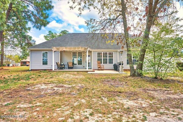 329 Green Links Drive, Cameron, NC 28326