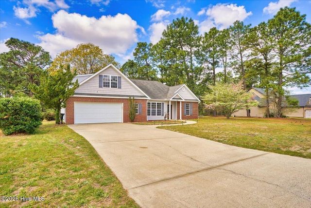 329 Green Links Drive, Cameron, NC 28326