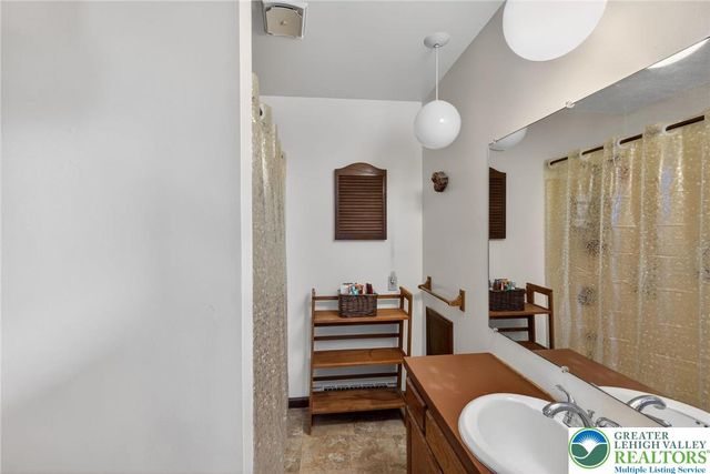 4793 Main Road West, Upper Milford Twp, PA 18049