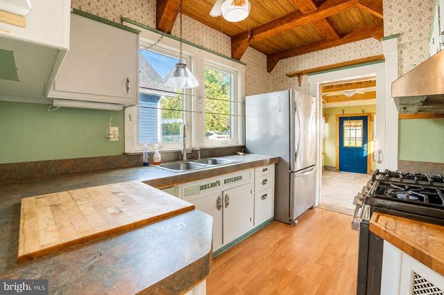 219 BRIDGETON PIKE, Mantua, NJ 08051