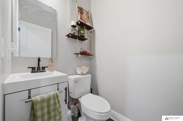 2711 Sumner Street, Lincoln, NE 68502