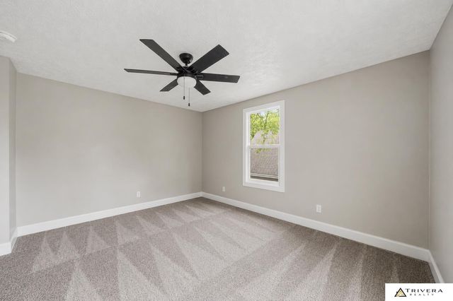 2711 Sumner Street, Lincoln, NE 68502