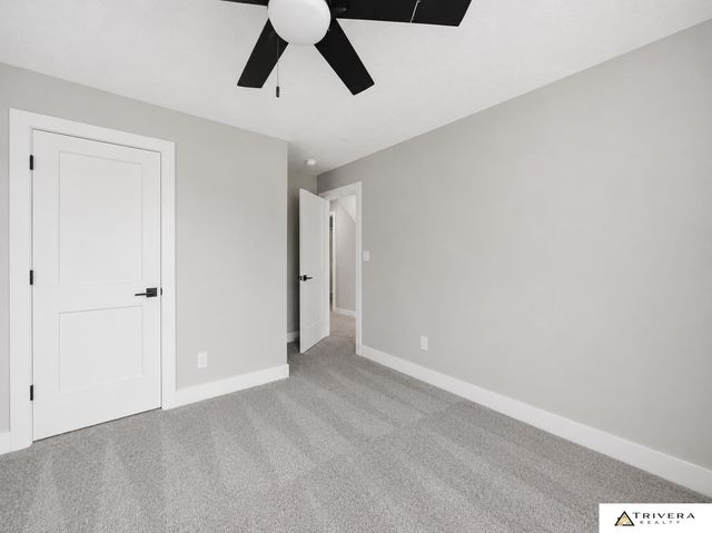 2711 Sumner Street, Lincoln, NE 68502