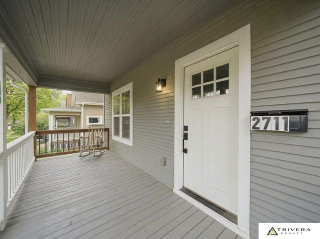 2711 Sumner Street, Lincoln, NE 68502