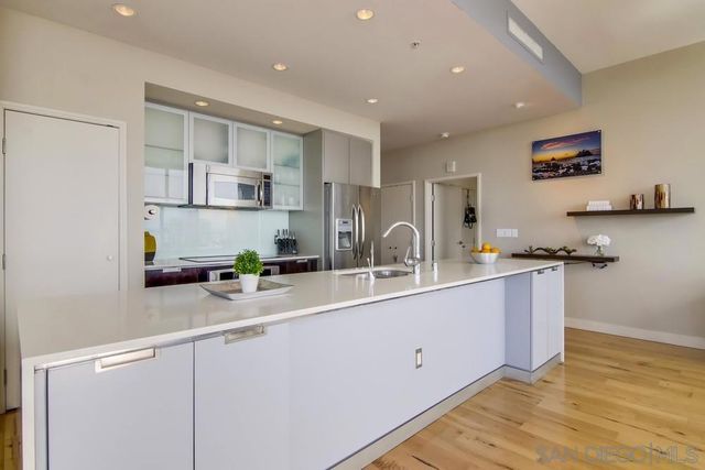 575 6th Ave 1905, San Diego, CA 92101