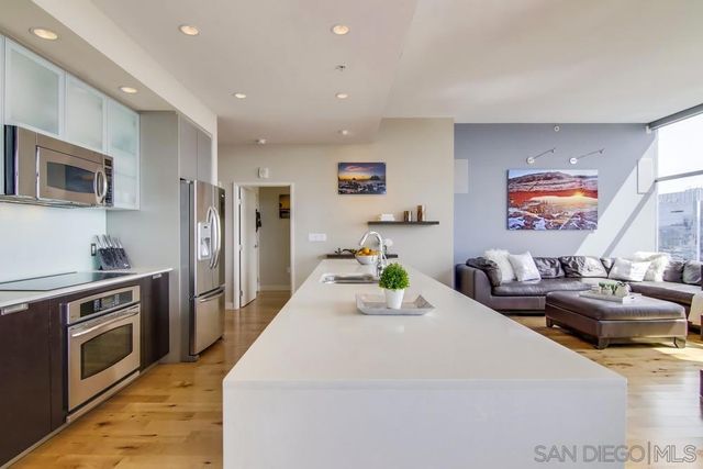 575 6th Ave 1905, San Diego, CA 92101