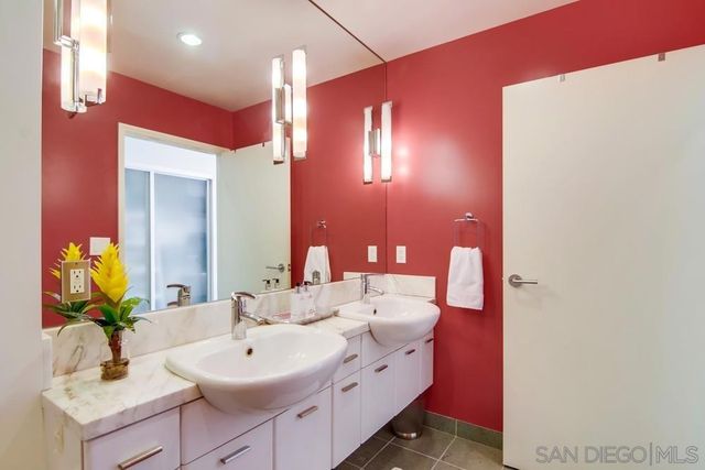 575 6th Ave 1905, San Diego, CA 92101