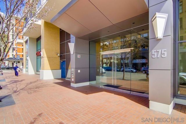 575 6th Ave 1905, San Diego, CA 92101