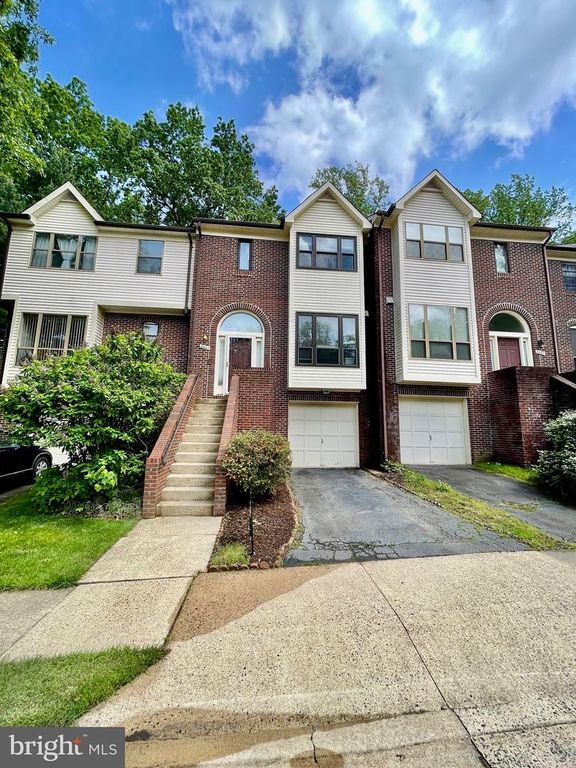 6627 WESTBURY OAKS CT, Springfield, VA 22152