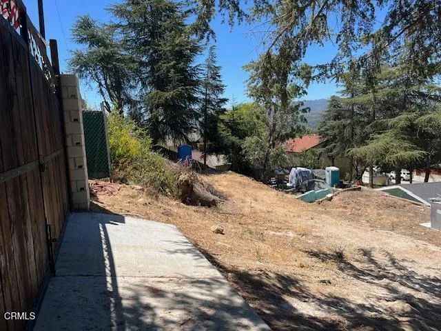 1010 N Ventura Avenue, Oak View, CA 93022