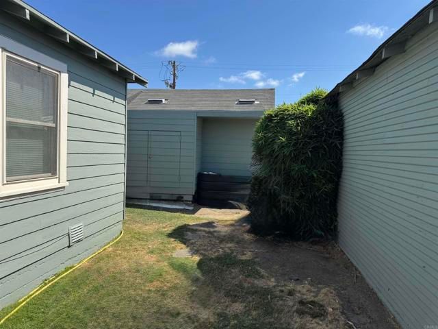 10407 Pontiac Street, Oakland, CA 94603