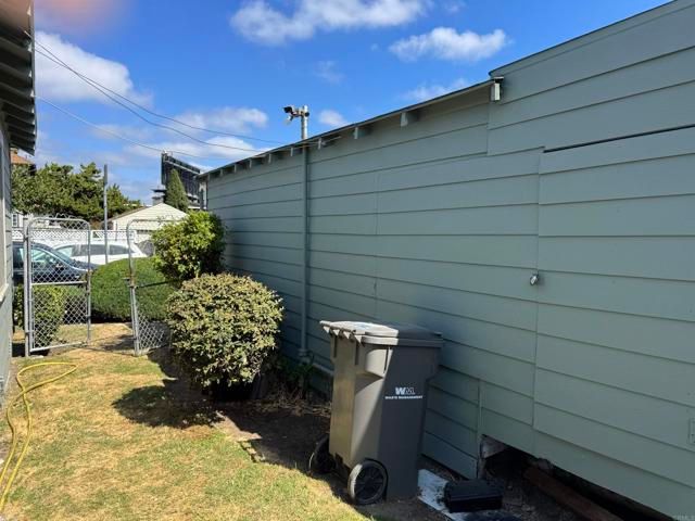 10407 Pontiac Street, Oakland, CA 94603