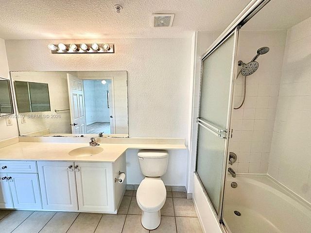 2807 Veronia Dr 301, Palm Beach Gardens, FL 33410