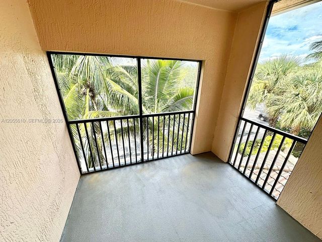 2807 Veronia Dr 301, Palm Beach Gardens, FL 33410