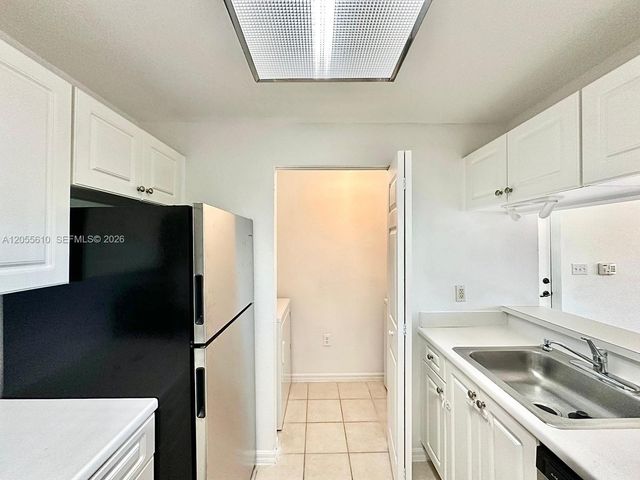2807 Veronia Dr 301, Palm Beach Gardens, FL 33410
