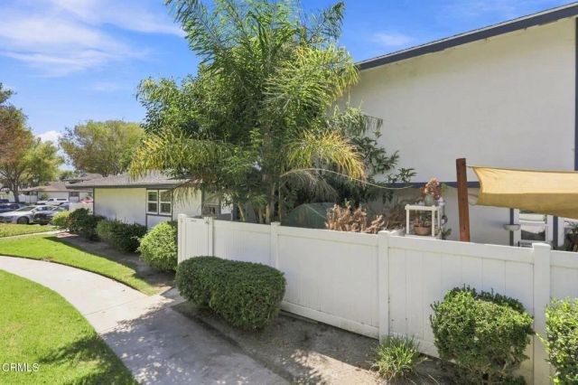 2033 Miramar Walk, Oxnard, CA 93035