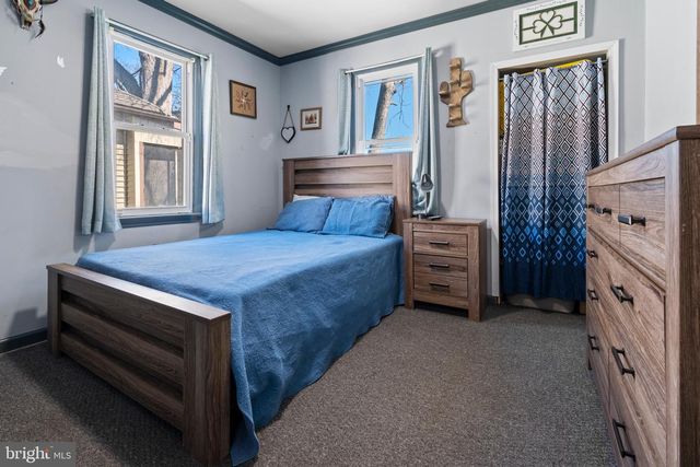 132 HICKMAN AVE, Gloucester City, NJ 08030