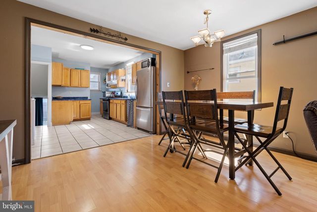 132 HICKMAN AVE, Gloucester City, NJ 08030