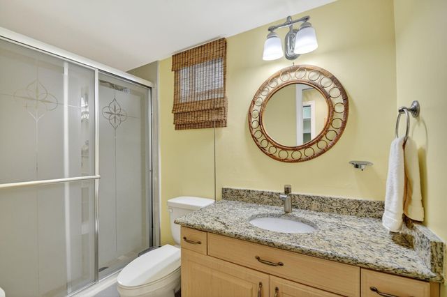 2856 Garden Drive 310, Lake Worth, FL 33461