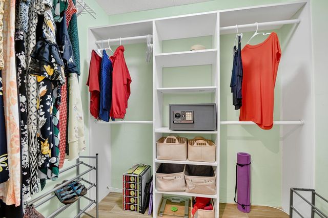 2856 Garden Drive 310, Lake Worth, FL 33461