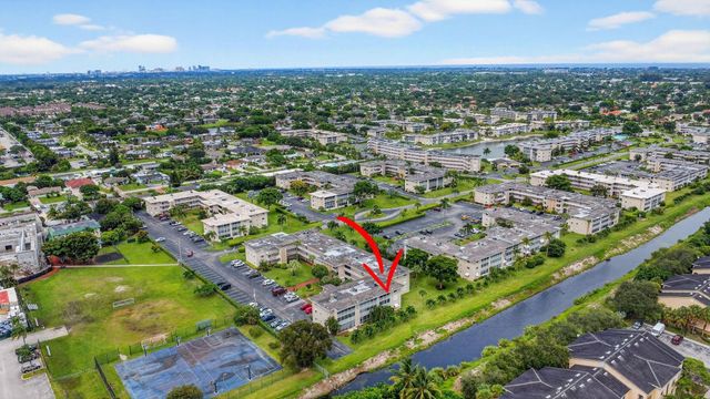 2856 Garden Drive 310, Lake Worth, FL 33461