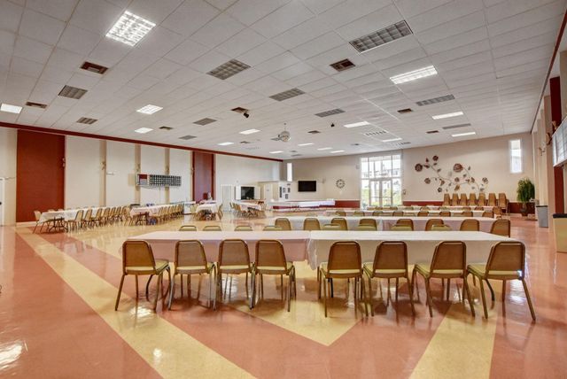 2856 Garden Drive 310, Lake Worth, FL 33461