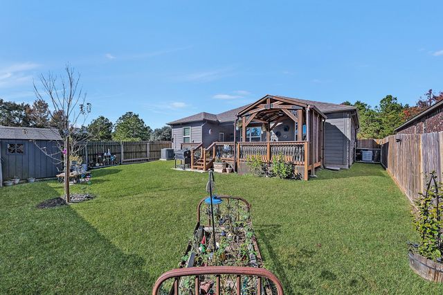 9041 Oval Glass Street, Conroe, TX 77304