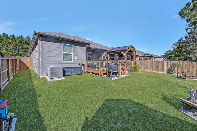 9041 Oval Glass Street, Conroe, TX 77304