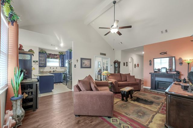 9041 Oval Glass Street, Conroe, TX 77304