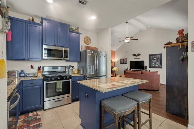 9041 Oval Glass Street, Conroe, TX 77304