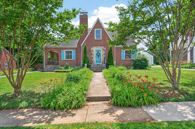 5214 Woodbury ST NW, Roanoke, VA 24012