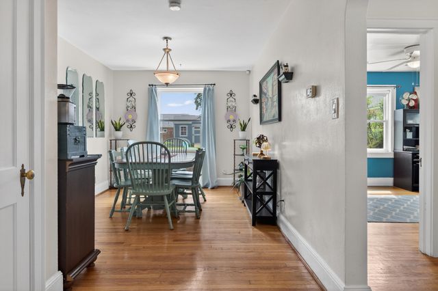 5214 Woodbury ST NW, Roanoke, VA 24012