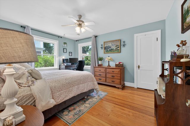5214 Woodbury ST NW, Roanoke, VA 24012