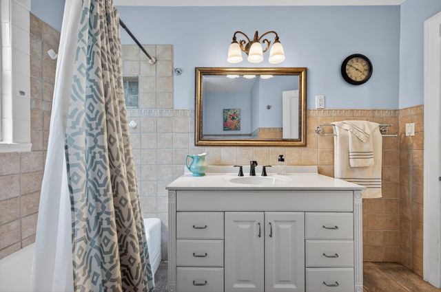 5214 Woodbury ST NW, Roanoke, VA 24012