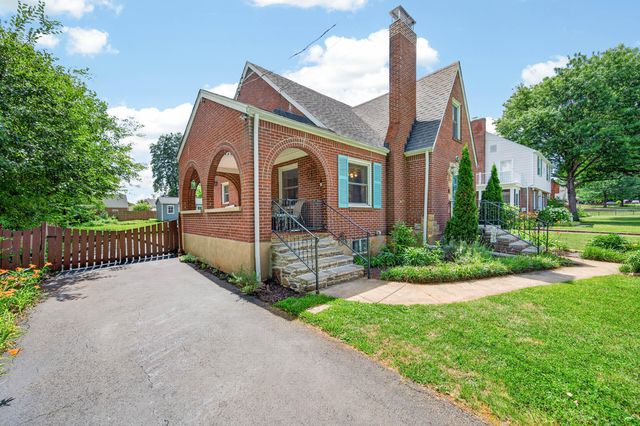 5214 Woodbury ST NW, Roanoke, VA 24012