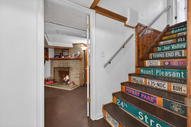 5214 Woodbury ST NW, Roanoke, VA 24012