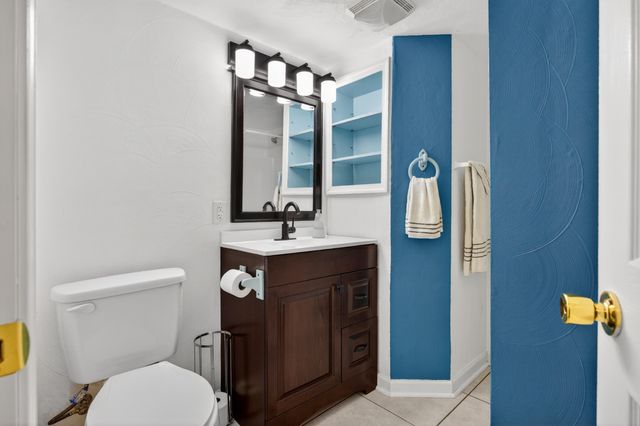 5214 Woodbury ST NW, Roanoke, VA 24012