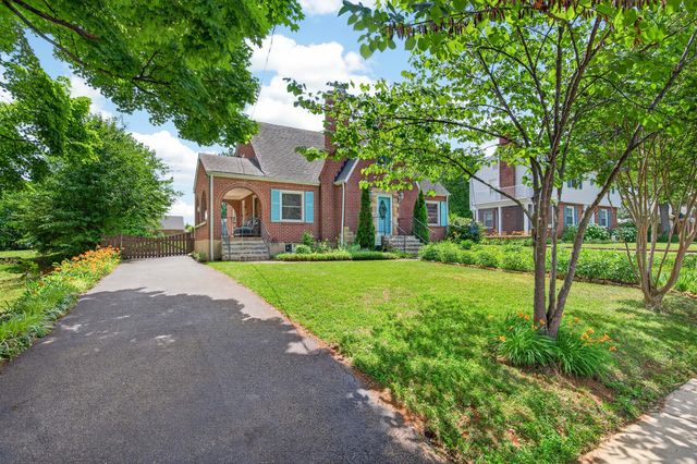 5214 Woodbury ST NW, Roanoke, VA 24012