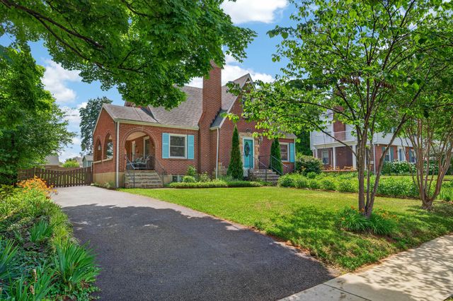 5214 Woodbury ST NW, Roanoke, VA 24012