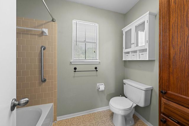 540 NE Stoney Brook Rd, Kerrville, TX 78028