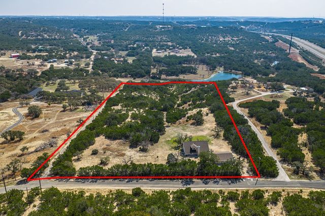 540 NE Stoney Brook Rd, Kerrville, TX 78028