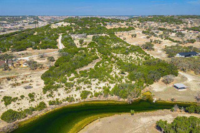 540 NE Stoney Brook Rd, Kerrville, TX 78028