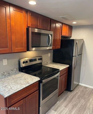 6531 N 67TH Avenue 109, Glendale, AZ 85301