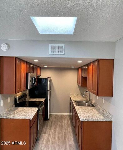 6531 N 67TH Avenue 109, Glendale, AZ 85301