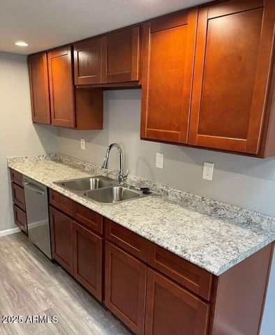 6531 N 67TH Avenue 109, Glendale, AZ 85301