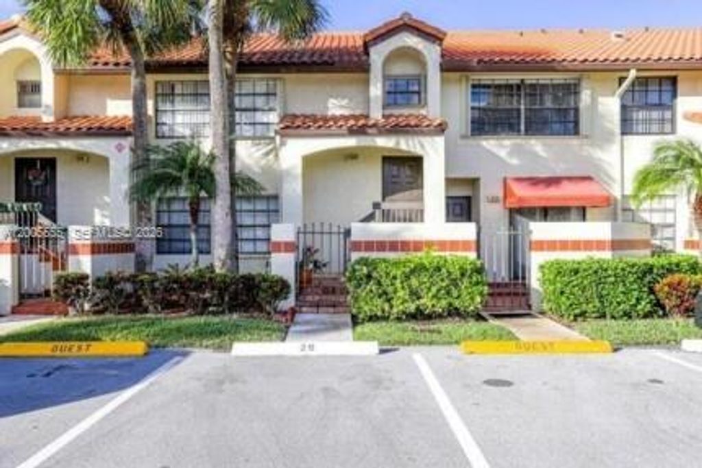 306 Republic Ct 306, Deerfield Beach, FL 33442