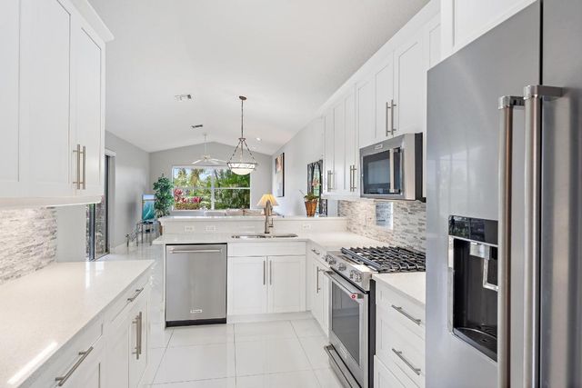 10265 Osprey Trace, West Palm Beach, FL 33412