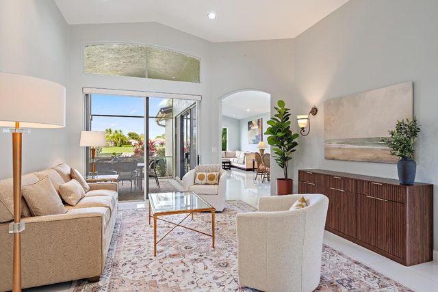 10265 Osprey Trace, West Palm Beach, FL 33412