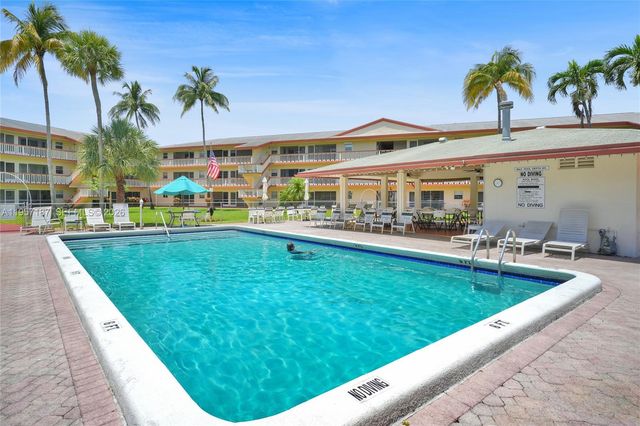 5300 Washington Street I205, Hollywood, FL 33021